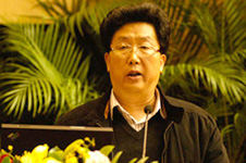 重慶市經(jīng)濟(jì)和信息化管理委員會(huì)副主任劉衛(wèi)東參加第十六屆中國質(zhì)量高層論壇并講話